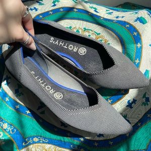rothy’s the point in grey birdseyes flats